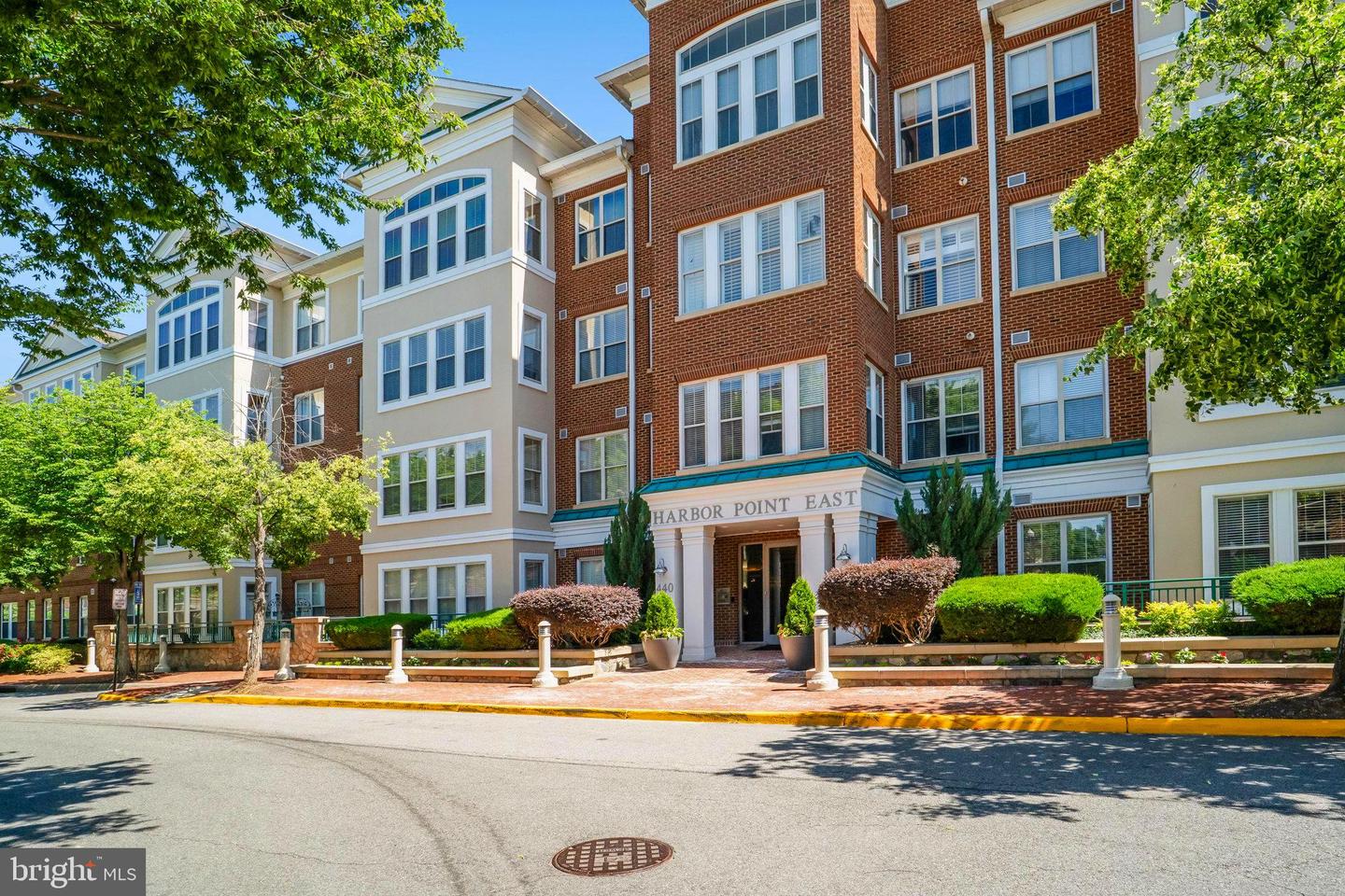 440 BELMONT BAY DR #406, WOODBRIDGE, Virginia 22191, 2 Bedrooms Bedrooms, ,2 BathroomsBathrooms,Residential,For sale,440 BELMONT BAY DR #406,VAPW2095218 MLS # VAPW2095218