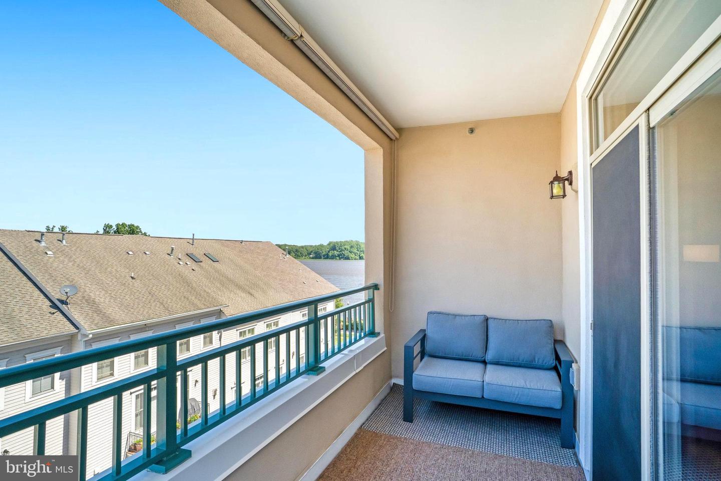 440 BELMONT BAY DR #406, WOODBRIDGE, Virginia 22191, 2 Bedrooms Bedrooms, ,2 BathroomsBathrooms,Residential,For sale,440 BELMONT BAY DR #406,VAPW2095218 MLS # VAPW2095218