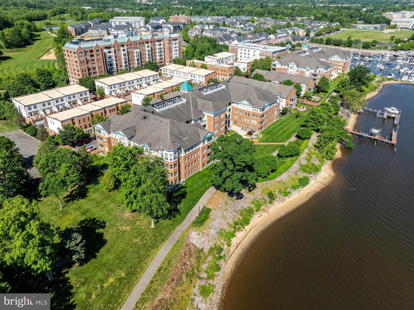 440 BELMONT BAY DR #406, WOODBRIDGE, Virginia 22191, 2 Bedrooms Bedrooms, ,2 BathroomsBathrooms,Residential,For sale,440 BELMONT BAY DR #406,VAPW2095218 MLS # VAPW2095218