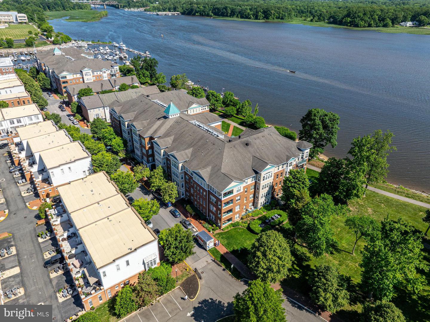 440 BELMONT BAY DR #406, WOODBRIDGE, Virginia 22191, 2 Bedrooms Bedrooms, ,2 BathroomsBathrooms,Residential,For sale,440 BELMONT BAY DR #406,VAPW2095218 MLS # VAPW2095218