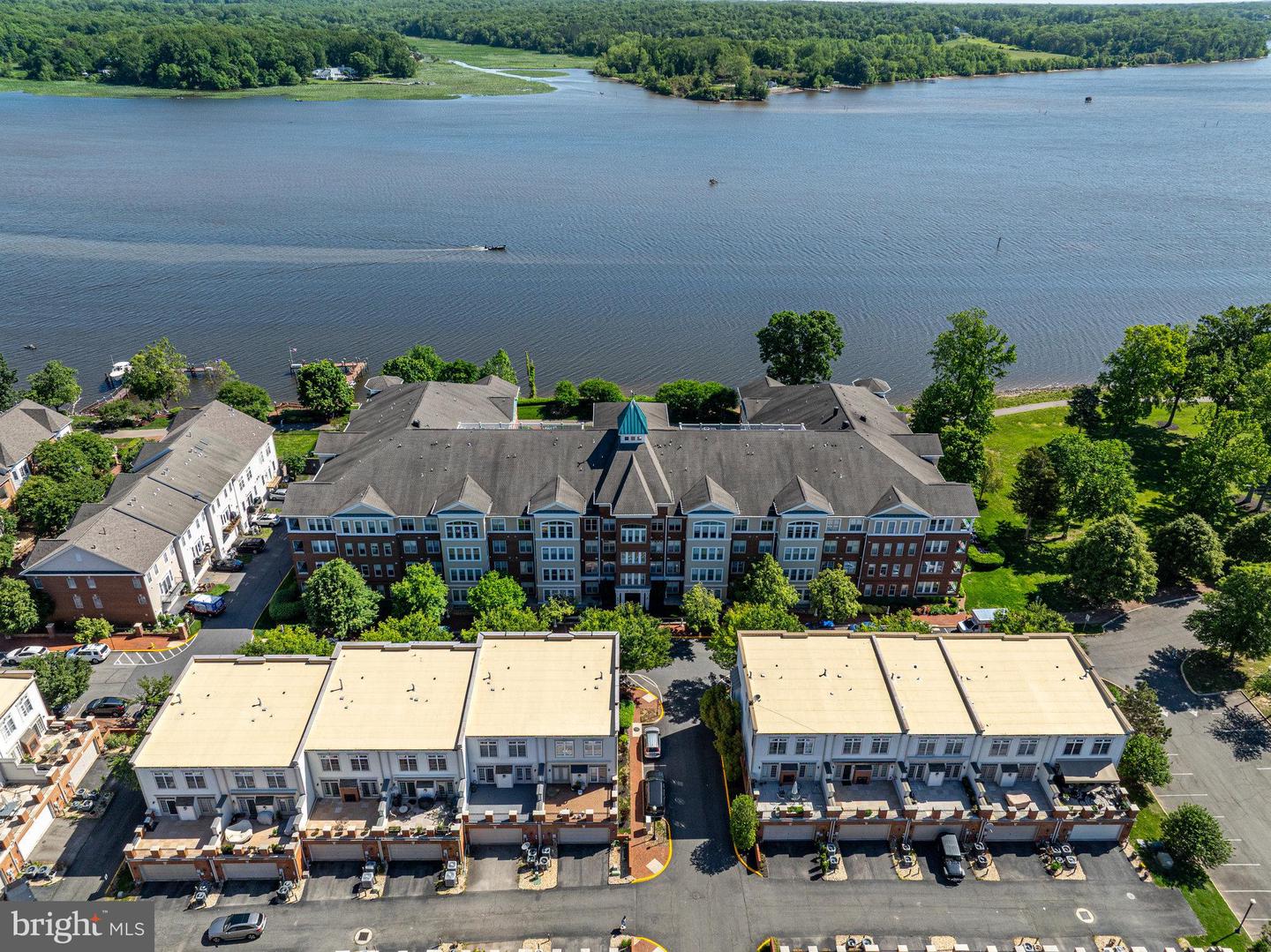 440 BELMONT BAY DR #406, WOODBRIDGE, Virginia 22191, 2 Bedrooms Bedrooms, ,2 BathroomsBathrooms,Residential,For sale,440 BELMONT BAY DR #406,VAPW2095218 MLS # VAPW2095218