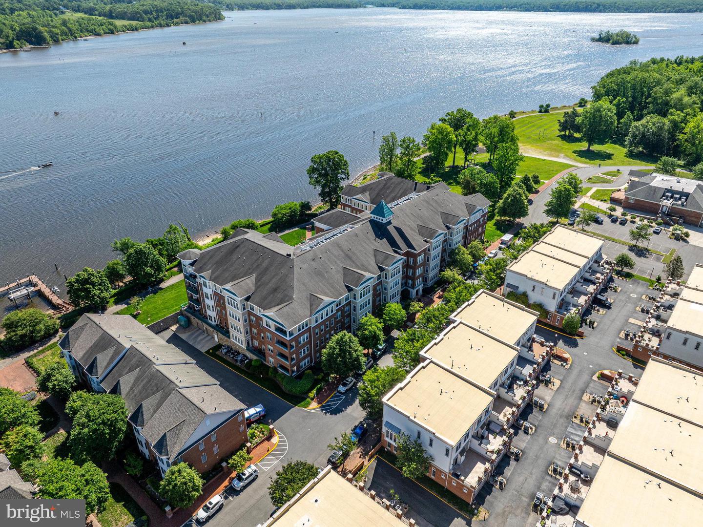 440 BELMONT BAY DR #406, WOODBRIDGE, Virginia 22191, 2 Bedrooms Bedrooms, ,2 BathroomsBathrooms,Residential,For sale,440 BELMONT BAY DR #406,VAPW2095218 MLS # VAPW2095218