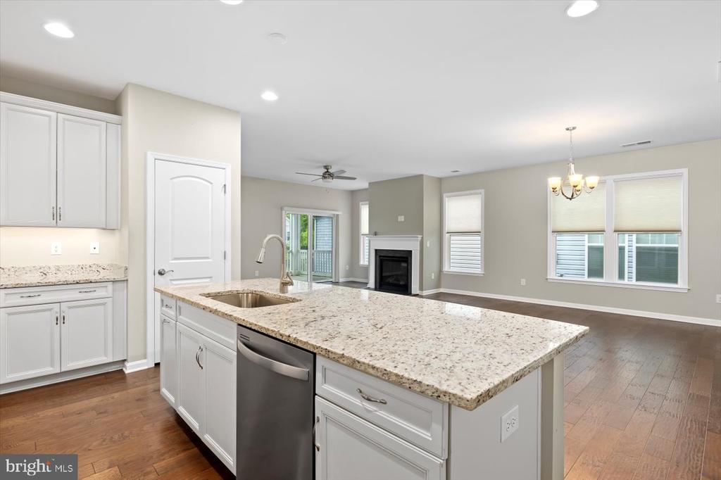 6508 BOXWELL DR, FREDERICKSBURG, Virginia 22407, 2 Bedrooms Bedrooms, ,2 BathroomsBathrooms,Residential,6508 BOXWELL DR,VASP2032622 MLS # VASP2032622