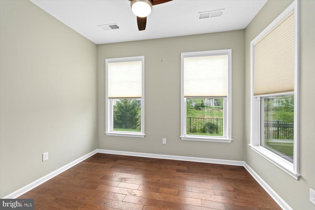 6508 BOXWELL DR, FREDERICKSBURG, Virginia 22407, 2 Bedrooms Bedrooms, ,2 BathroomsBathrooms,Residential,6508 BOXWELL DR,VASP2032622 MLS # VASP2032622