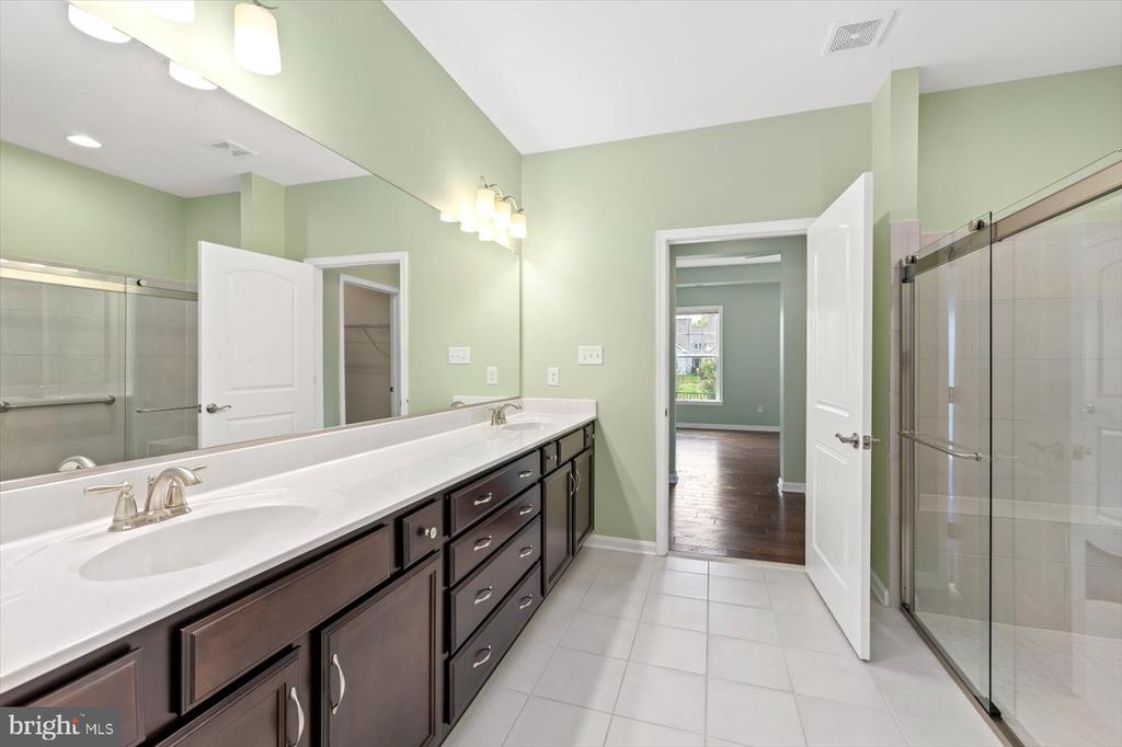 6508 BOXWELL DR, FREDERICKSBURG, Virginia 22407, 2 Bedrooms Bedrooms, ,2 BathroomsBathrooms,Residential,6508 BOXWELL DR,VASP2032622 MLS # VASP2032622