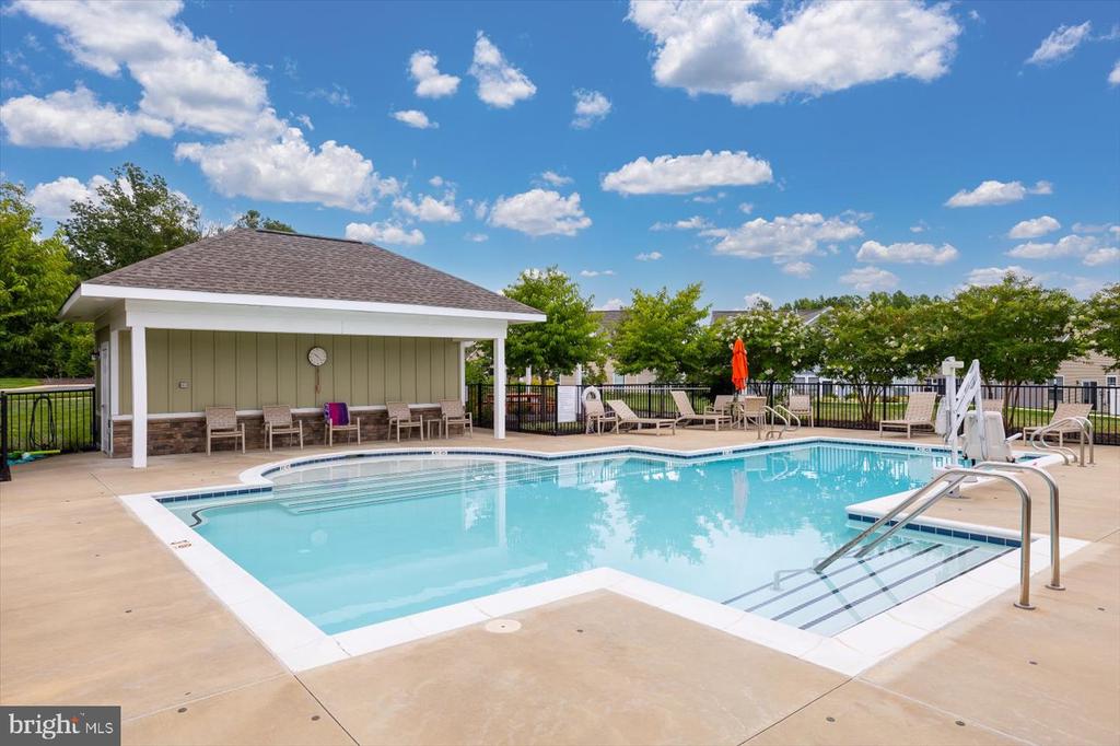 6508 BOXWELL DR, FREDERICKSBURG, Virginia 22407, 2 Bedrooms Bedrooms, ,2 BathroomsBathrooms,Residential,6508 BOXWELL DR,VASP2032622 MLS # VASP2032622