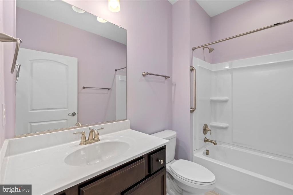6508 BOXWELL DR, FREDERICKSBURG, Virginia 22407, 2 Bedrooms Bedrooms, ,2 BathroomsBathrooms,Residential,6508 BOXWELL DR,VASP2032622 MLS # VASP2032622