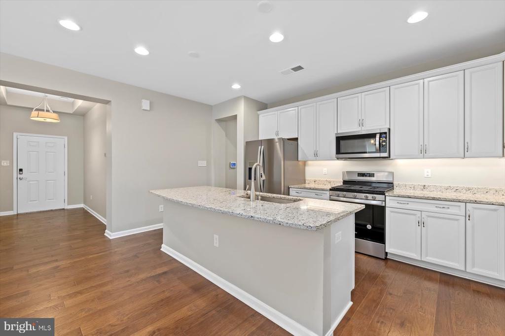 6508 BOXWELL DR, FREDERICKSBURG, Virginia 22407, 2 Bedrooms Bedrooms, ,2 BathroomsBathrooms,Residential,6508 BOXWELL DR,VASP2032622 MLS # VASP2032622