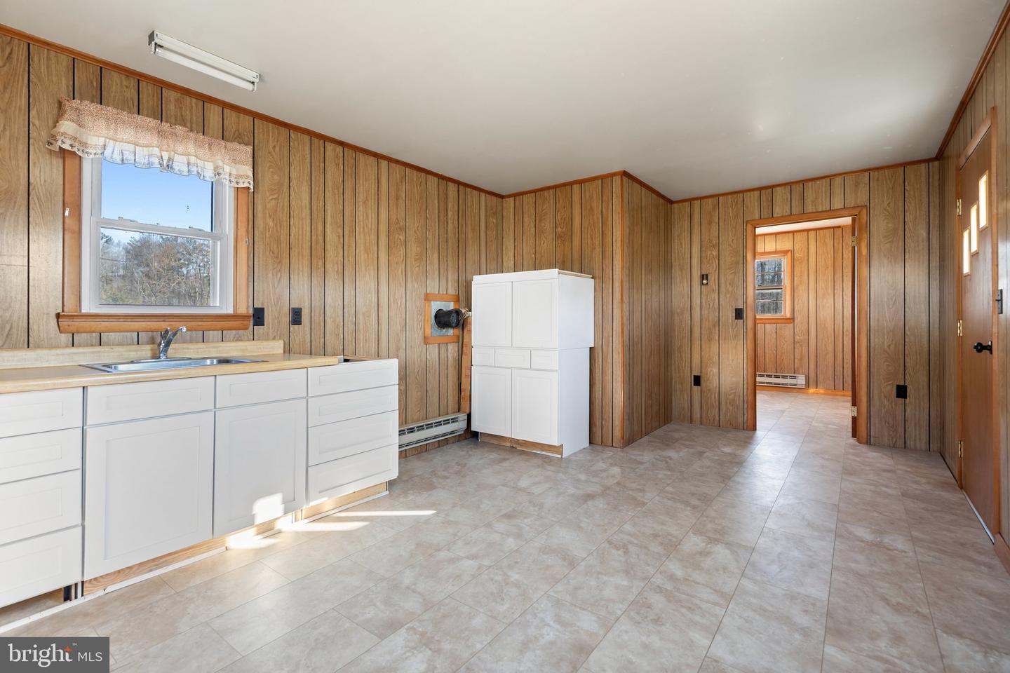 528 TIBBS SHOP RD, BRIGHTWOOD, Virginia 22715, 3 Bedrooms Bedrooms, ,1 BathroomBathrooms,Residential,For sale,528 TIBBS SHOP RD,VAMA2002024 MLS # VAMA2002024
