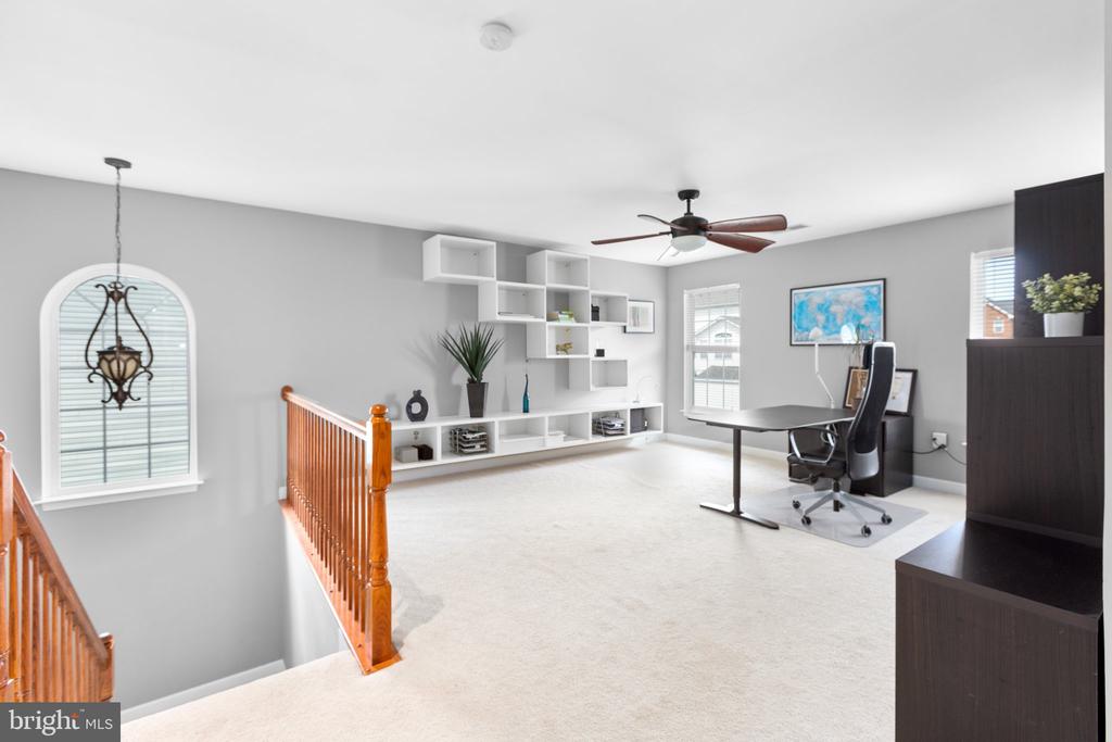 9016 LAUREL OAK LN, FREDERICKSBURG, Virginia 22407, 4 Bedrooms Bedrooms, ,2 BathroomsBathrooms,Residential,9016 LAUREL OAK LN,VASP2033190 MLS # VASP2033190