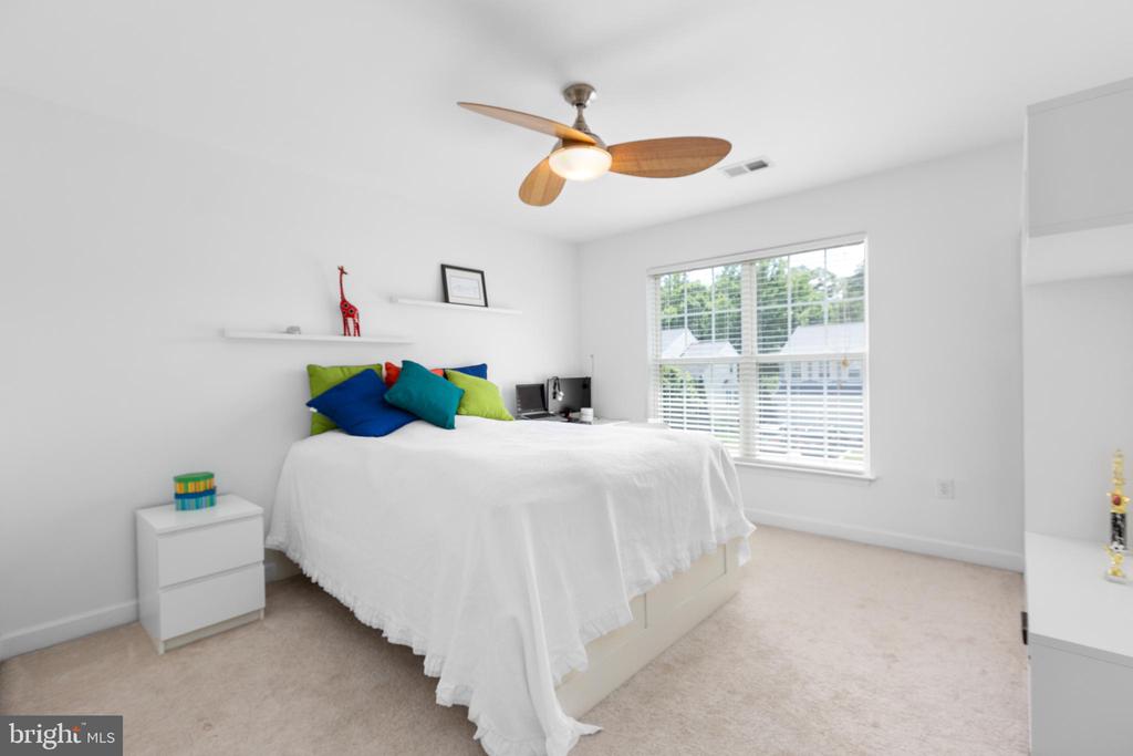 9016 LAUREL OAK LN, FREDERICKSBURG, Virginia 22407, 4 Bedrooms Bedrooms, ,2 BathroomsBathrooms,Residential,9016 LAUREL OAK LN,VASP2033190 MLS # VASP2033190
