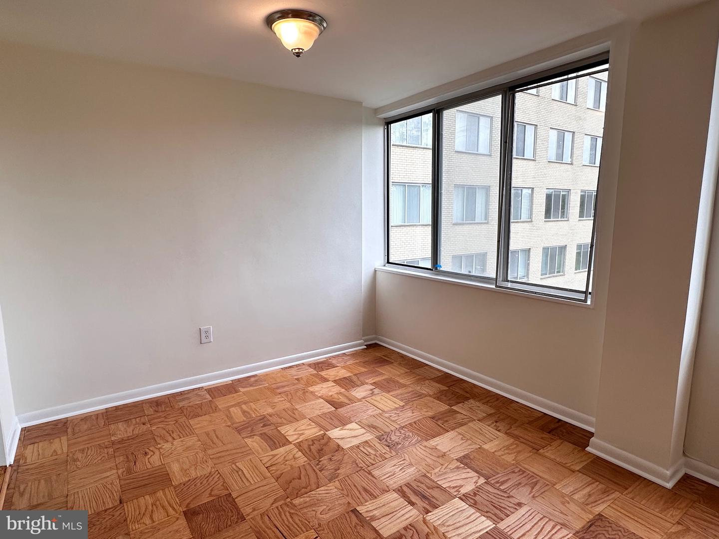 6621 WAKEFIELD DR #403, ALEXANDRIA, Virginia 22307, 3 Bedrooms Bedrooms, ,2 BathroomsBathrooms,Residential,For sale,6621 WAKEFIELD DR #403,VAFX2227248 MLS # VAFX2227248