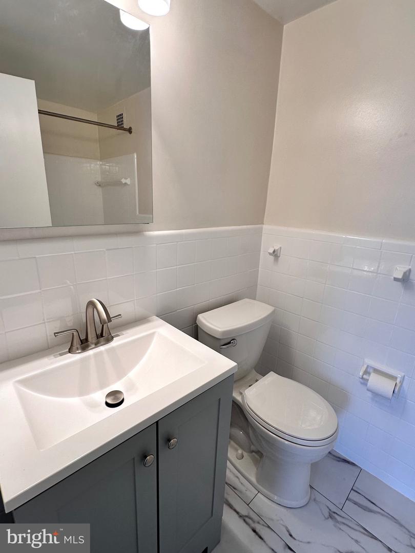 6621 WAKEFIELD DR #403, ALEXANDRIA, Virginia 22307, 3 Bedrooms Bedrooms, ,2 BathroomsBathrooms,Residential,For sale,6621 WAKEFIELD DR #403,VAFX2227248 MLS # VAFX2227248