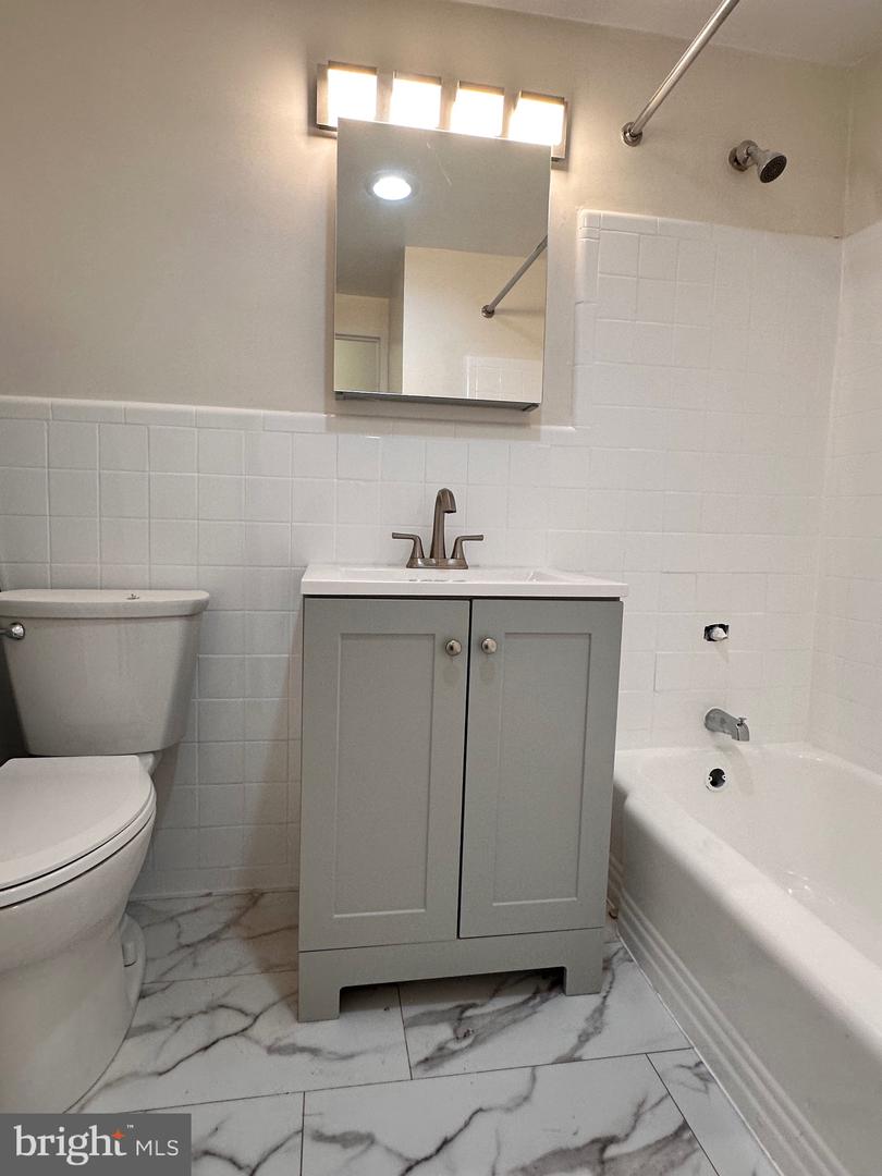 6621 WAKEFIELD DR #403, ALEXANDRIA, Virginia 22307, 3 Bedrooms Bedrooms, ,2 BathroomsBathrooms,Residential,For sale,6621 WAKEFIELD DR #403,VAFX2227248 MLS # VAFX2227248