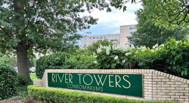 6621 WAKEFIELD DR #403, ALEXANDRIA, Virginia 22307, 3 Bedrooms Bedrooms, ,2 BathroomsBathrooms,Residential,For sale,6621 WAKEFIELD DR #403,VAFX2227248 MLS # VAFX2227248