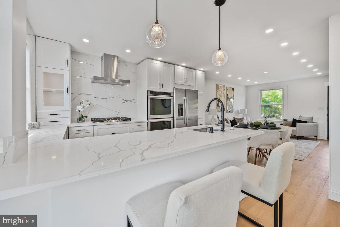 1539 K ST SE, WASHINGTON, District Of Columbia 20003, 3 Bedrooms Bedrooms, 6 Rooms Rooms,2 BathroomsBathrooms,Residential,For sale,1539 K ST SE,DCDC2193144 MLS # DCDC2193144