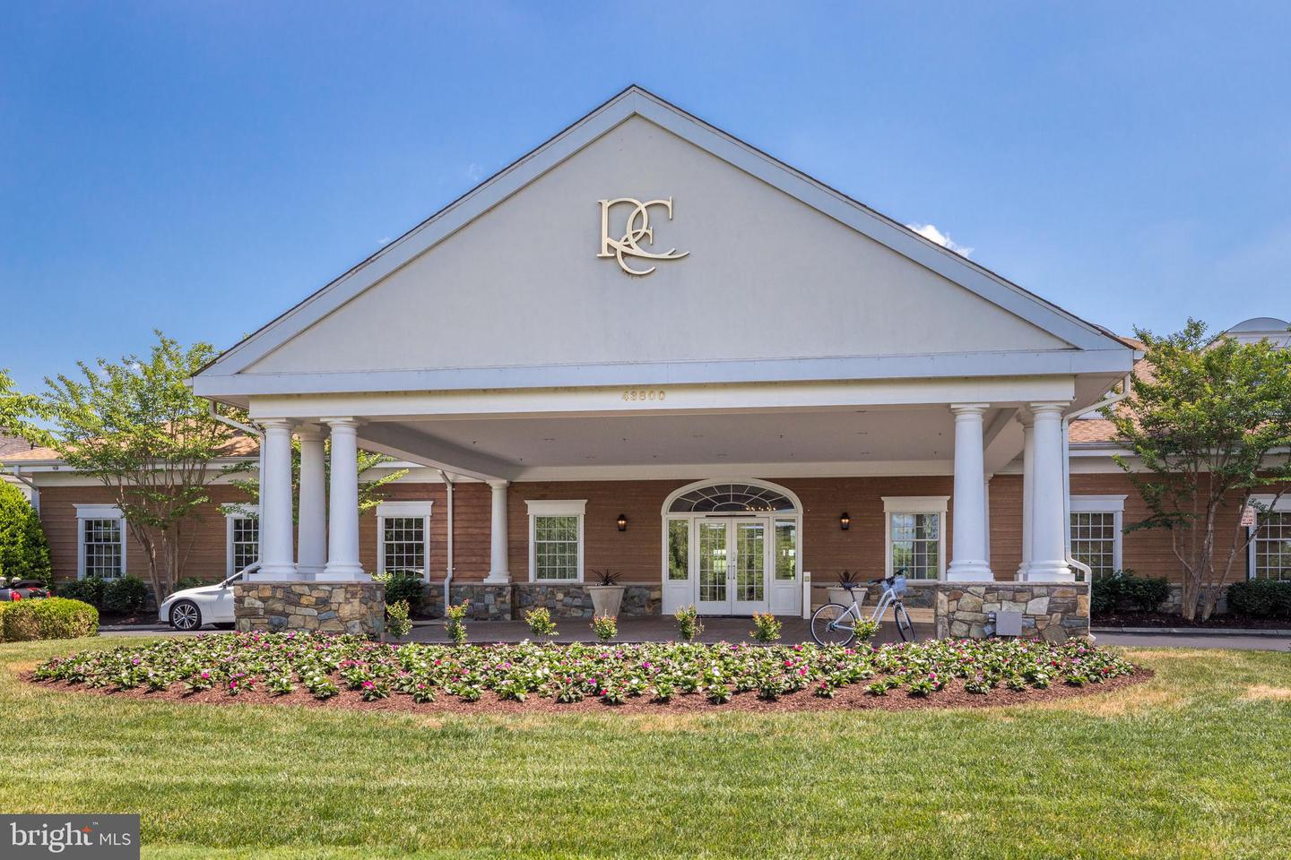 18370 KINGSMILL ST, LEESBURG, Virginia 20176, 4 Bedrooms Bedrooms, ,4 BathroomsBathrooms,Residential,For sale,18370 KINGSMILL ST,VALO2092790 MLS # VALO2092790