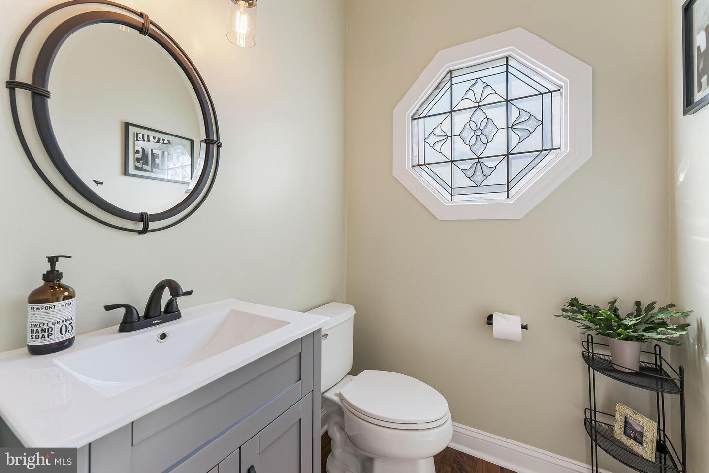 18370 KINGSMILL ST, LEESBURG, Virginia 20176, 4 Bedrooms Bedrooms, ,4 BathroomsBathrooms,Residential,For sale,18370 KINGSMILL ST,VALO2092790 MLS # VALO2092790
