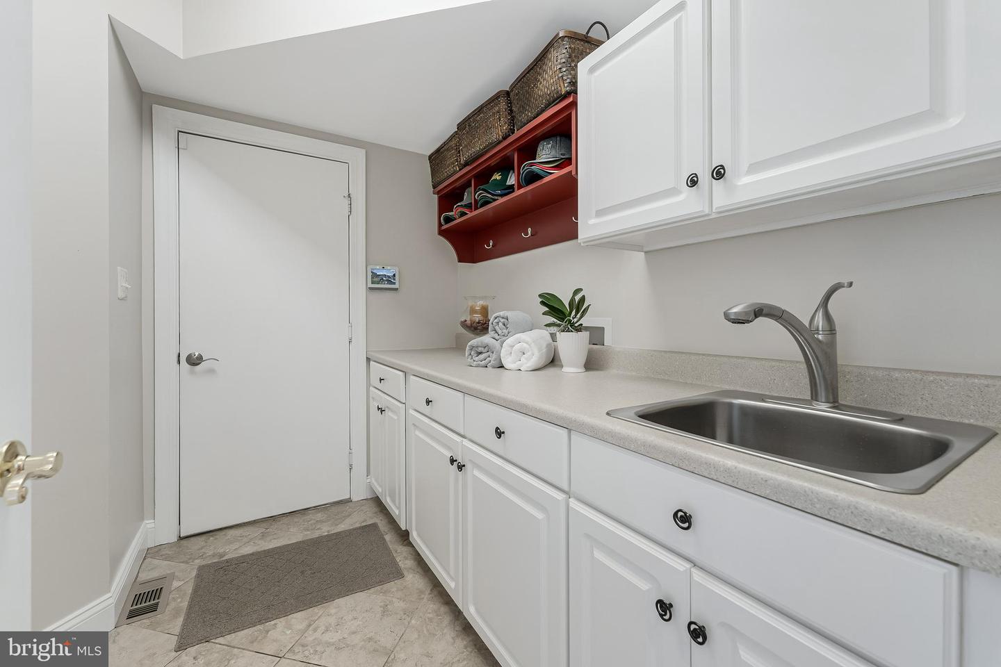 18370 KINGSMILL ST, LEESBURG, Virginia 20176, 4 Bedrooms Bedrooms, ,4 BathroomsBathrooms,Residential,For sale,18370 KINGSMILL ST,VALO2092790 MLS # VALO2092790