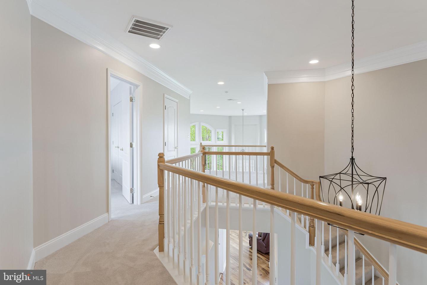 18370 KINGSMILL ST, LEESBURG, Virginia 20176, 4 Bedrooms Bedrooms, ,4 BathroomsBathrooms,Residential,For sale,18370 KINGSMILL ST,VALO2092790 MLS # VALO2092790