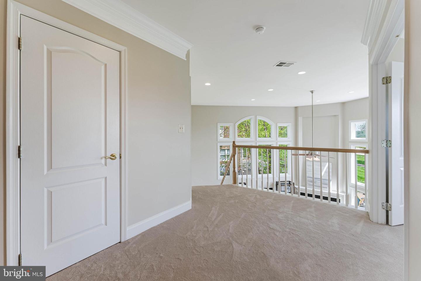 18370 KINGSMILL ST, LEESBURG, Virginia 20176, 4 Bedrooms Bedrooms, ,4 BathroomsBathrooms,Residential,For sale,18370 KINGSMILL ST,VALO2092790 MLS # VALO2092790