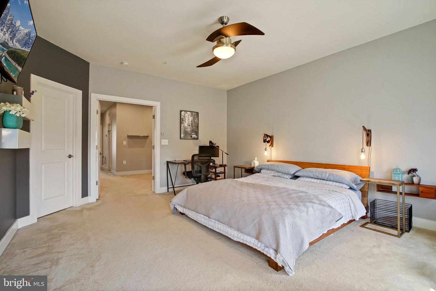 2209 RICHMOND HWY #102, ALEXANDRIA, Virginia 22301, 3 Bedrooms Bedrooms, ,2 BathroomsBathrooms,Residential,For sale,2209 RICHMOND HWY #102,VAAX2044156 MLS # VAAX2044156