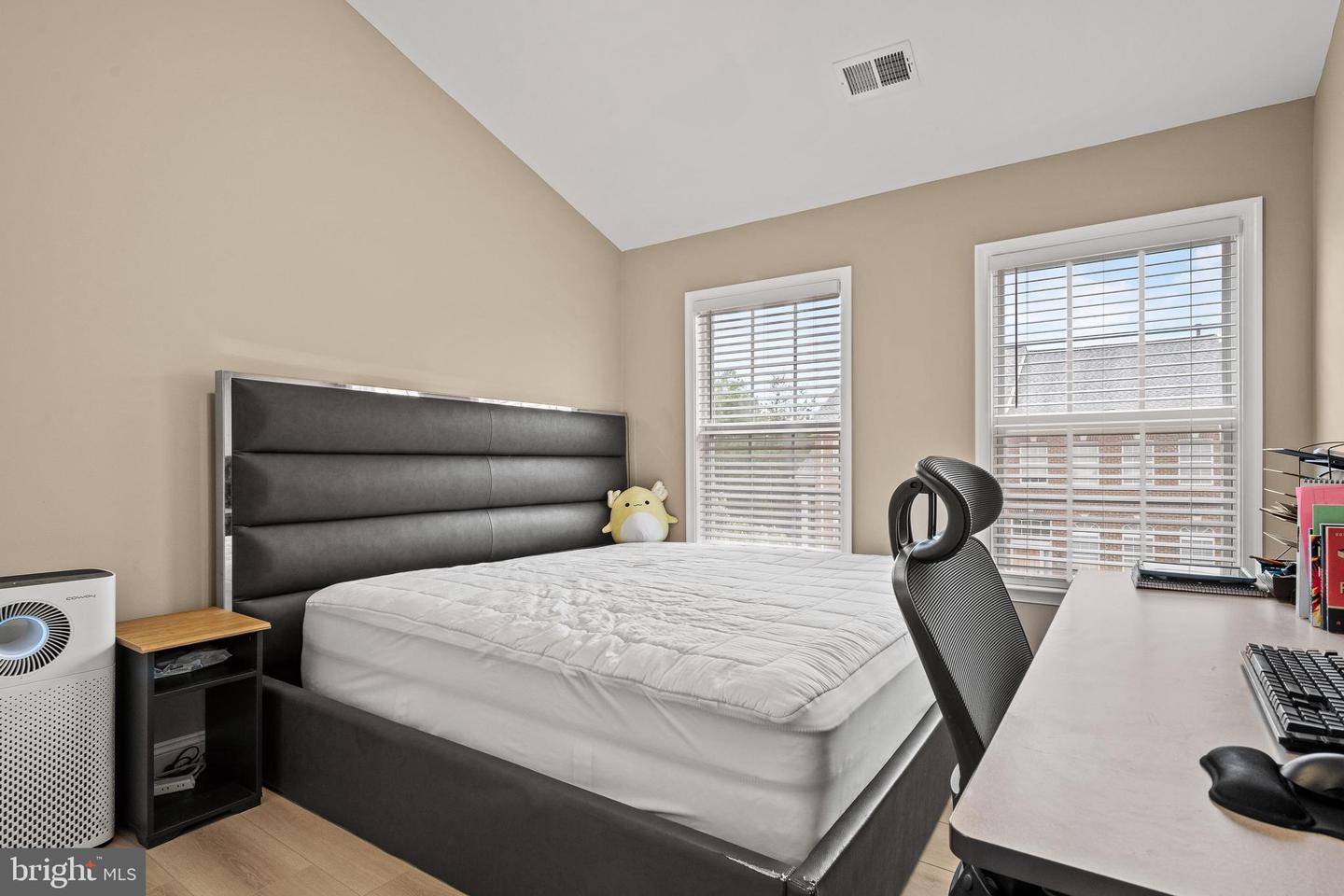 13963 JAMES CROSS ST, CHANTILLY, Virginia 20151, 4 Bedrooms Bedrooms, ,3 BathroomsBathrooms,Residential,For sale,13963 JAMES CROSS ST,VAFX2236006 MLS # VAFX2236006