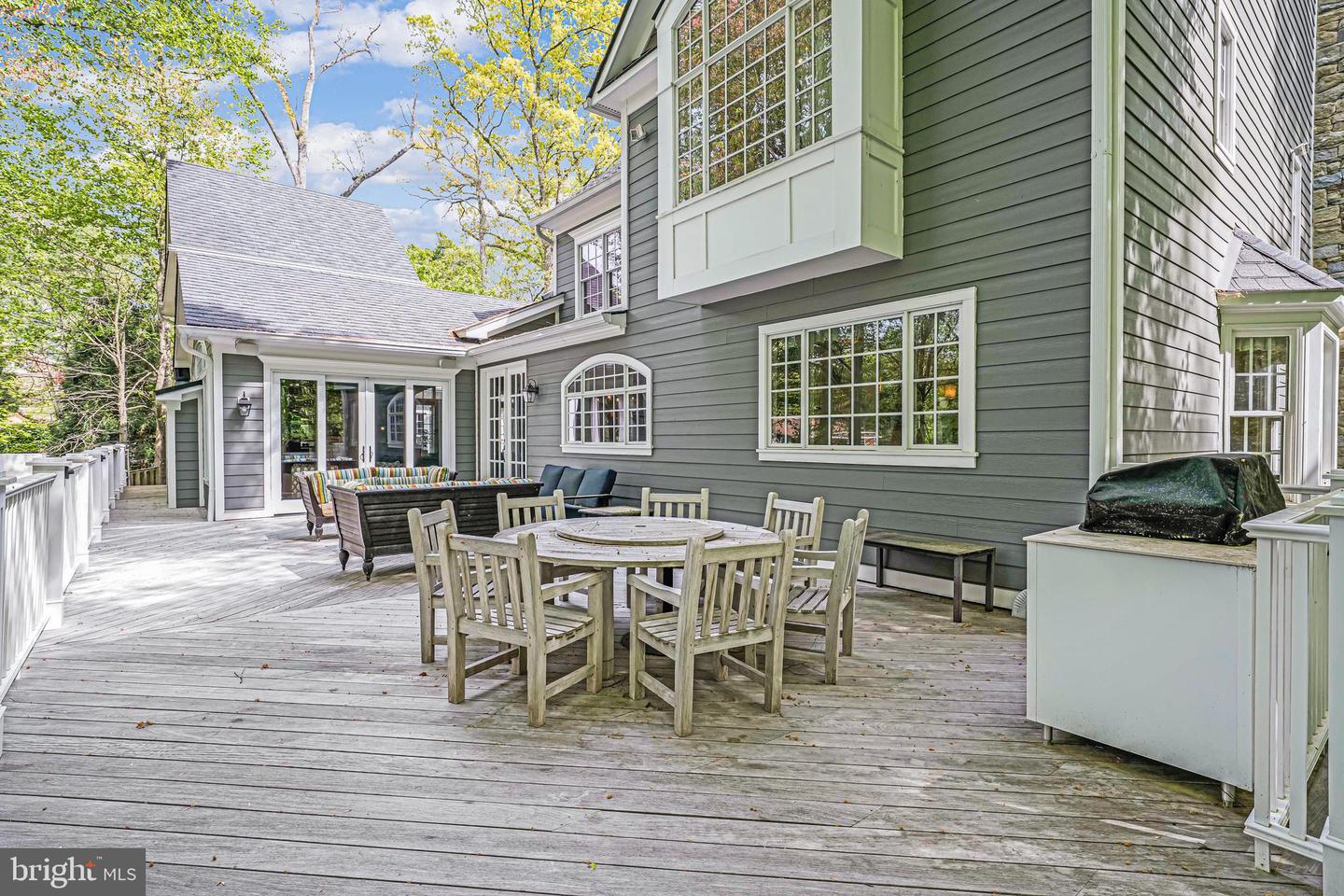6020 COPELY LN, MCLEAN, Virginia 22101, 6 Bedrooms Bedrooms, ,5 BathroomsBathrooms,Residential,For sale,6020 COPELY LN,VAFX2236232 MLS # VAFX2236232