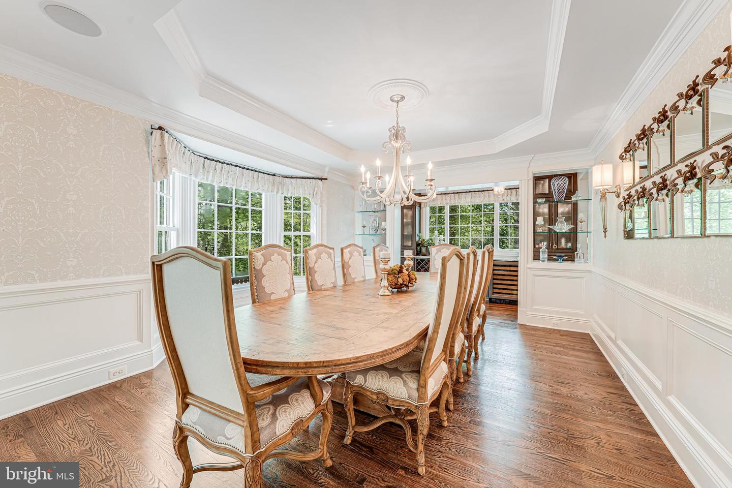 6020 COPELY LN, MCLEAN, Virginia 22101, 6 Bedrooms Bedrooms, ,5 BathroomsBathrooms,Residential,For sale,6020 COPELY LN,VAFX2236232 MLS # VAFX2236232