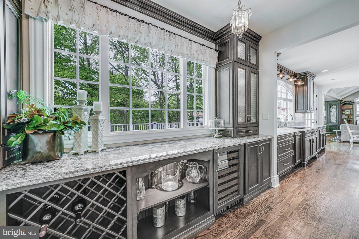 6020 COPELY LN, MCLEAN, Virginia 22101, 6 Bedrooms Bedrooms, ,5 BathroomsBathrooms,Residential,For sale,6020 COPELY LN,VAFX2236232 MLS # VAFX2236232