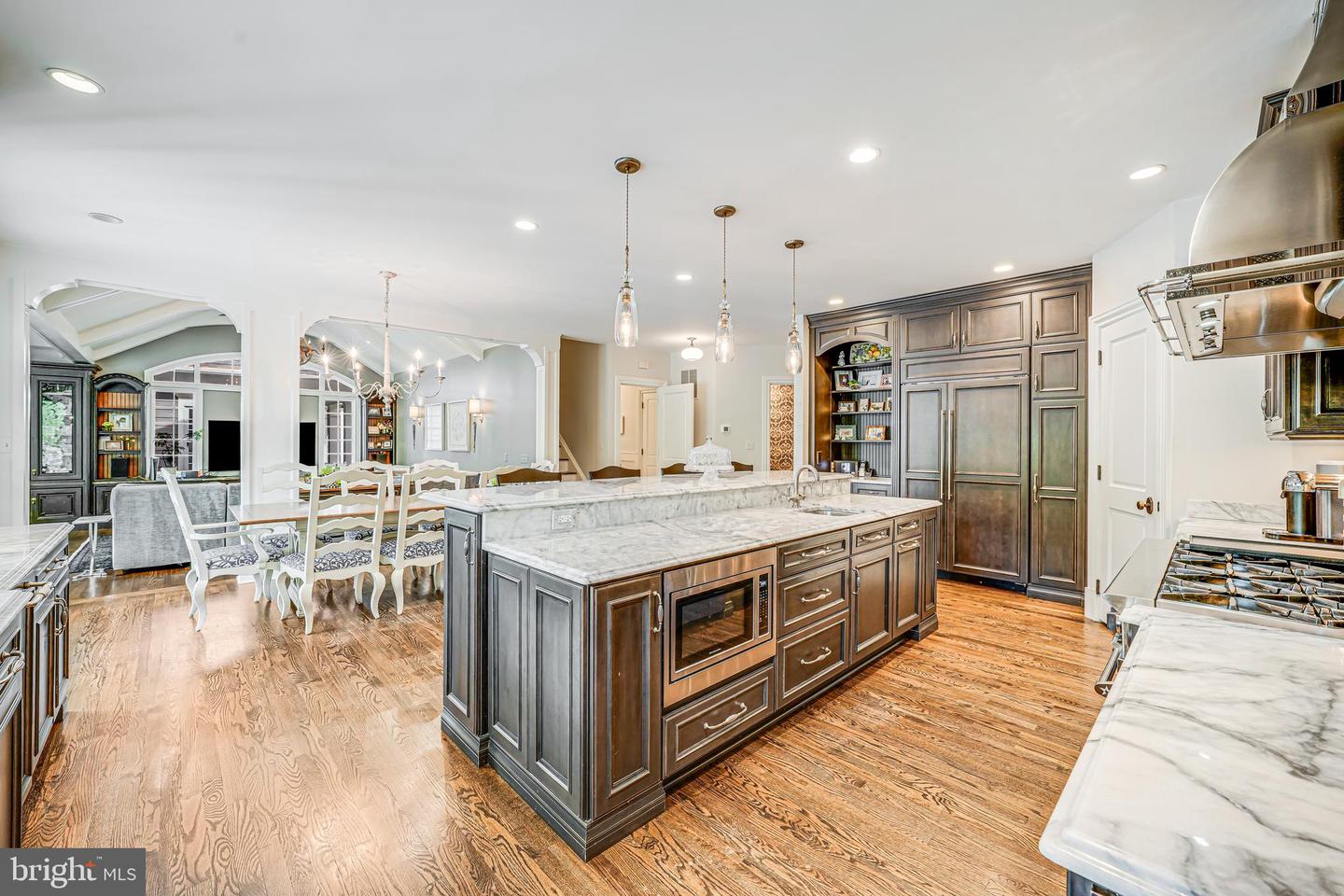 6020 COPELY LN, MCLEAN, Virginia 22101, 6 Bedrooms Bedrooms, ,5 BathroomsBathrooms,Residential,For sale,6020 COPELY LN,VAFX2236232 MLS # VAFX2236232