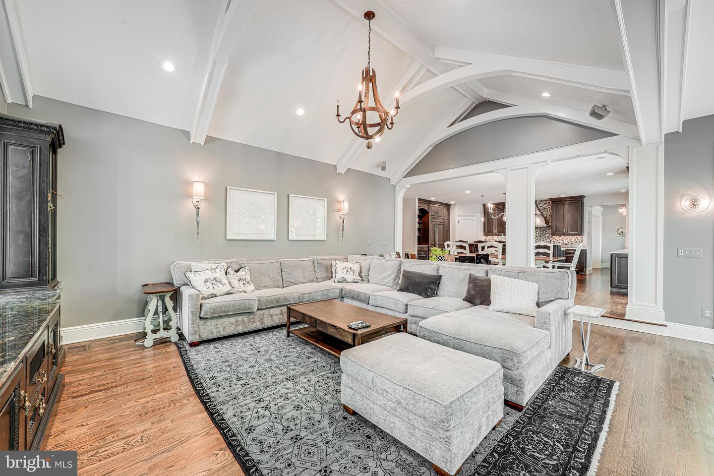 6020 COPELY LN, MCLEAN, Virginia 22101, 6 Bedrooms Bedrooms, ,5 BathroomsBathrooms,Residential,For sale,6020 COPELY LN,VAFX2236232 MLS # VAFX2236232
