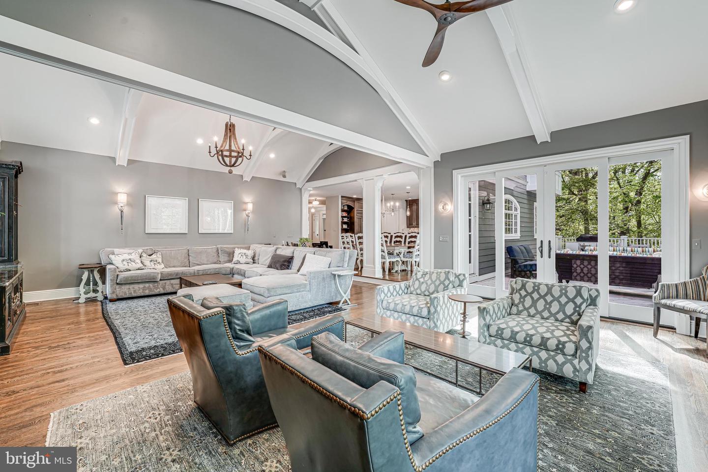 6020 COPELY LN, MCLEAN, Virginia 22101, 6 Bedrooms Bedrooms, ,5 BathroomsBathrooms,Residential,For sale,6020 COPELY LN,VAFX2236232 MLS # VAFX2236232