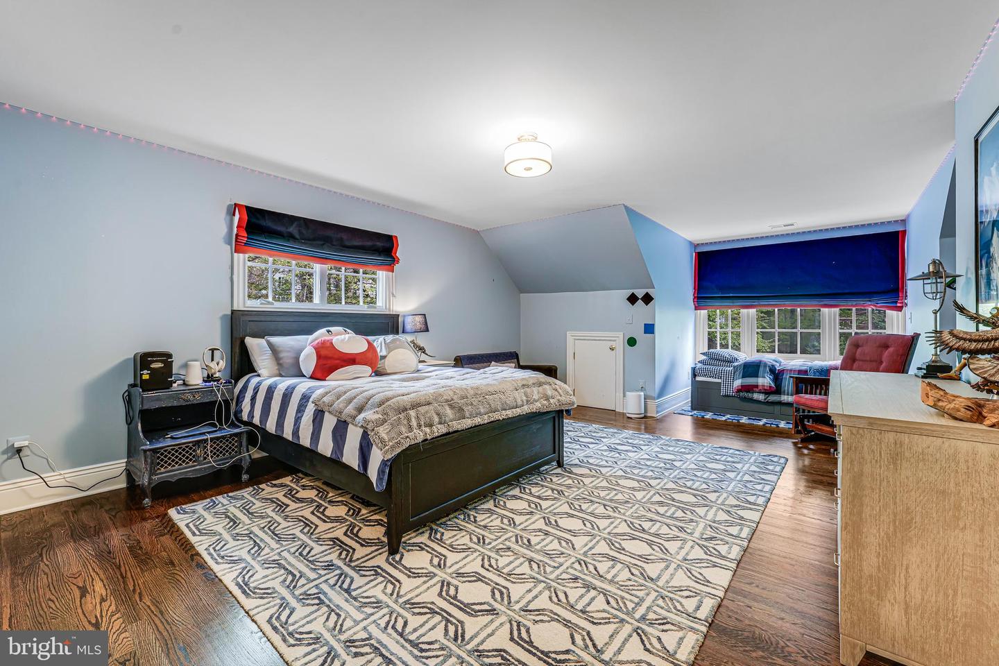 6020 COPELY LN, MCLEAN, Virginia 22101, 6 Bedrooms Bedrooms, ,5 BathroomsBathrooms,Residential,For sale,6020 COPELY LN,VAFX2236232 MLS # VAFX2236232