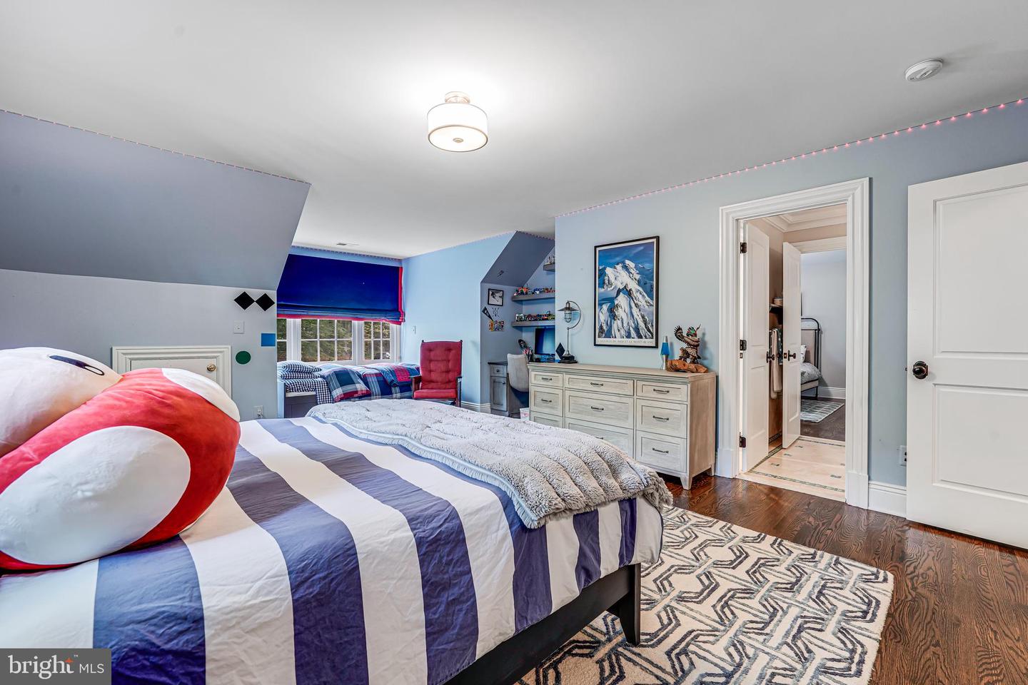 6020 COPELY LN, MCLEAN, Virginia 22101, 6 Bedrooms Bedrooms, ,5 BathroomsBathrooms,Residential,For sale,6020 COPELY LN,VAFX2236232 MLS # VAFX2236232