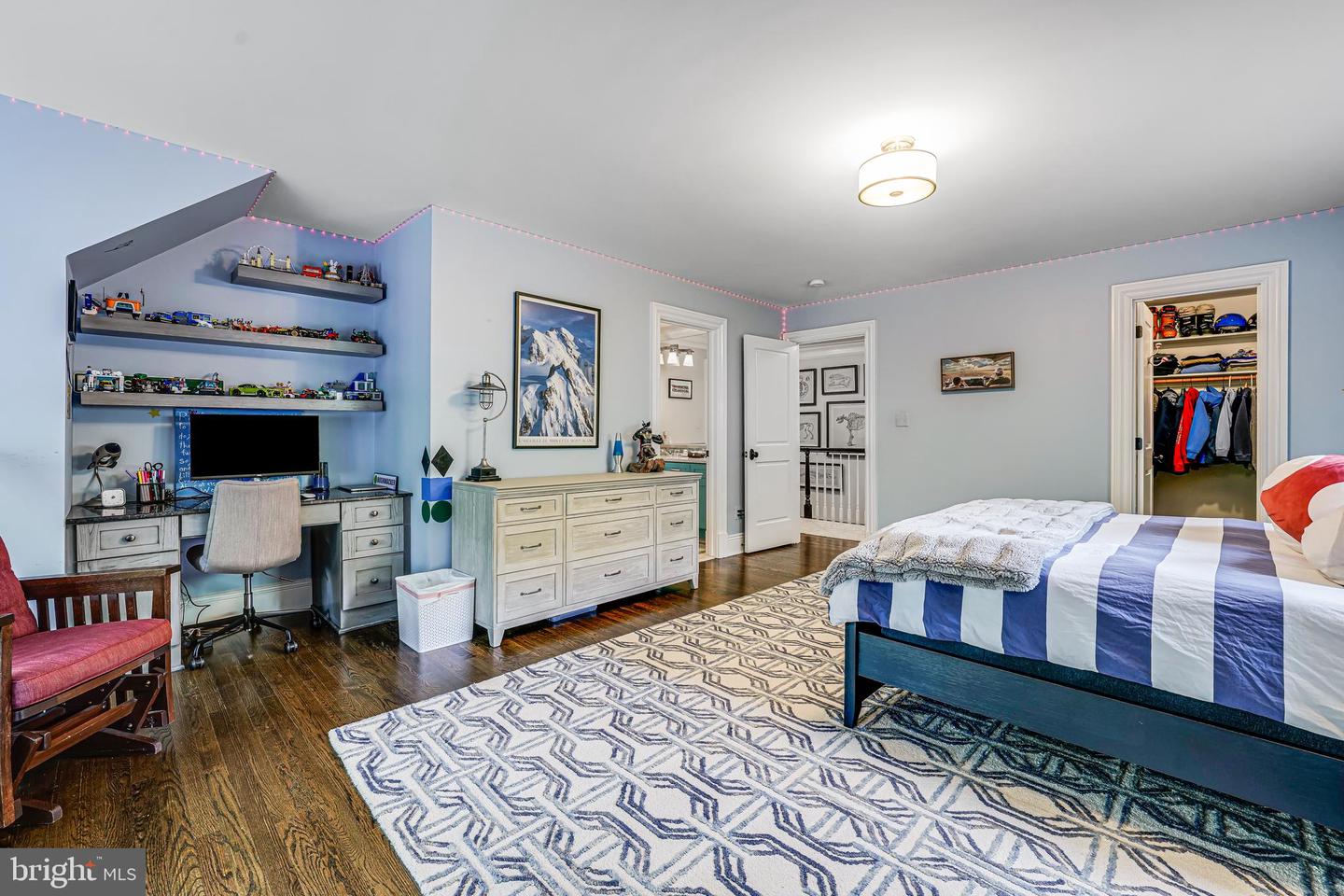 6020 COPELY LN, MCLEAN, Virginia 22101, 6 Bedrooms Bedrooms, ,5 BathroomsBathrooms,Residential,For sale,6020 COPELY LN,VAFX2236232 MLS # VAFX2236232