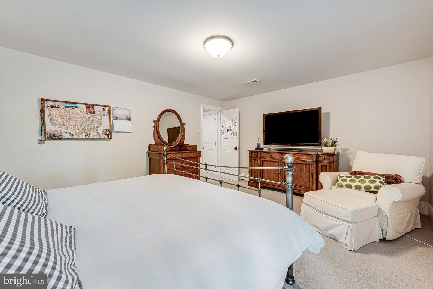 6020 COPELY LN, MCLEAN, Virginia 22101, 6 Bedrooms Bedrooms, ,5 BathroomsBathrooms,Residential,For sale,6020 COPELY LN,VAFX2236232 MLS # VAFX2236232