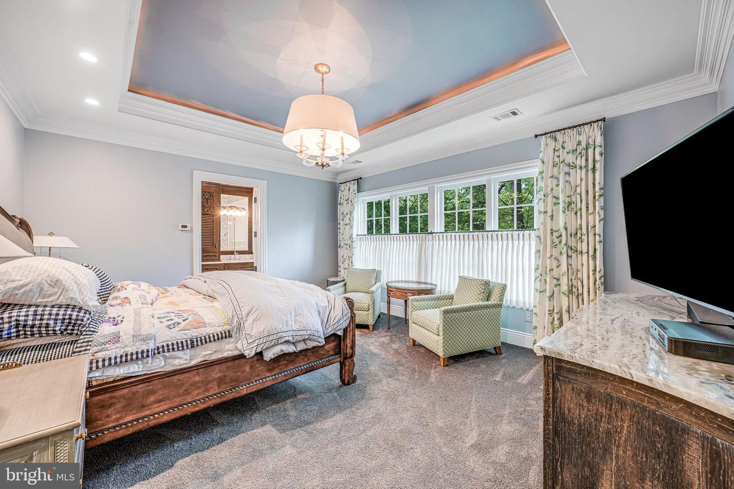 6020 COPELY LN, MCLEAN, Virginia 22101, 6 Bedrooms Bedrooms, ,5 BathroomsBathrooms,Residential,For sale,6020 COPELY LN,VAFX2236232 MLS # VAFX2236232