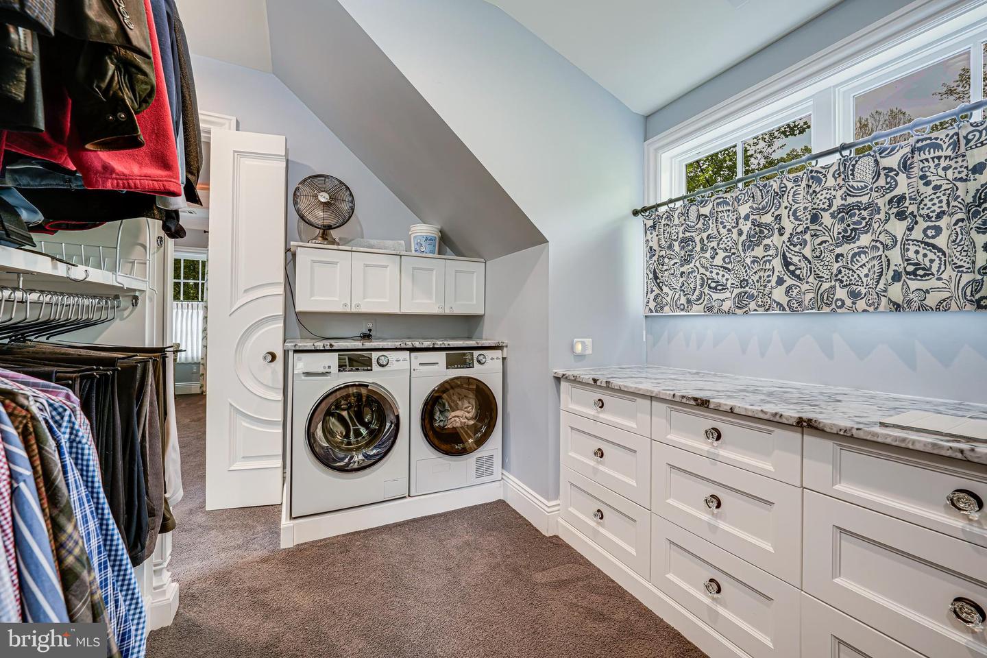 6020 COPELY LN, MCLEAN, Virginia 22101, 6 Bedrooms Bedrooms, ,5 BathroomsBathrooms,Residential,For sale,6020 COPELY LN,VAFX2236232 MLS # VAFX2236232
