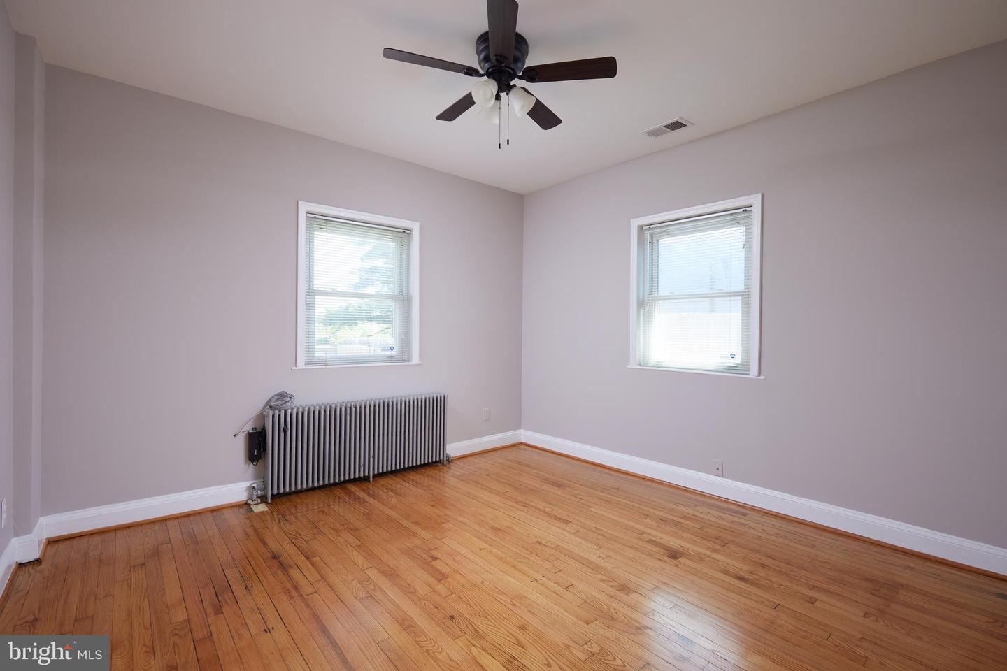 2208 S ST NE, WASHINGTON, District Of Columbia 20002, 3 Bedrooms Bedrooms, ,2 BathroomsBathrooms,Residential,For sale,2208 S ST NE,DCDC2198242 MLS # DCDC2198242