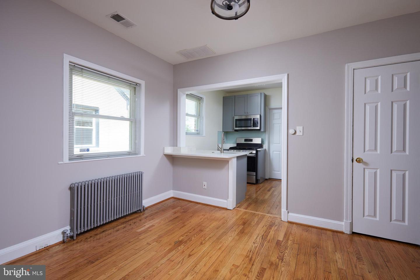 2208 S ST NE, WASHINGTON, District Of Columbia 20002, 3 Bedrooms Bedrooms, ,2 BathroomsBathrooms,Residential,For sale,2208 S ST NE,DCDC2198242 MLS # DCDC2198242