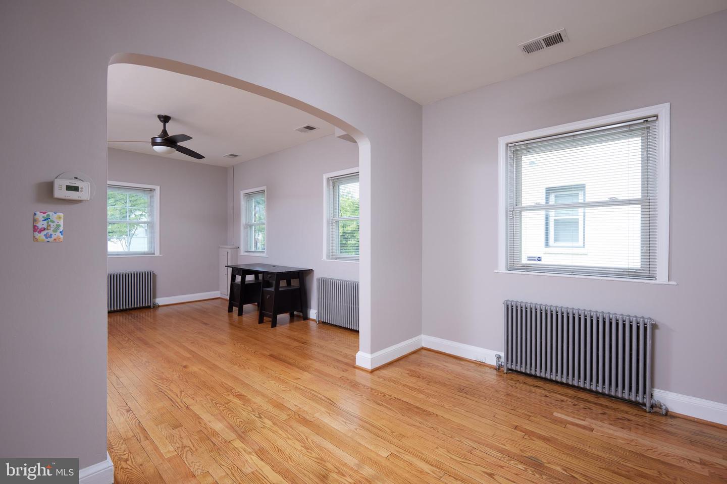 2208 S ST NE, WASHINGTON, District Of Columbia 20002, 3 Bedrooms Bedrooms, ,2 BathroomsBathrooms,Residential,For sale,2208 S ST NE,DCDC2198242 MLS # DCDC2198242