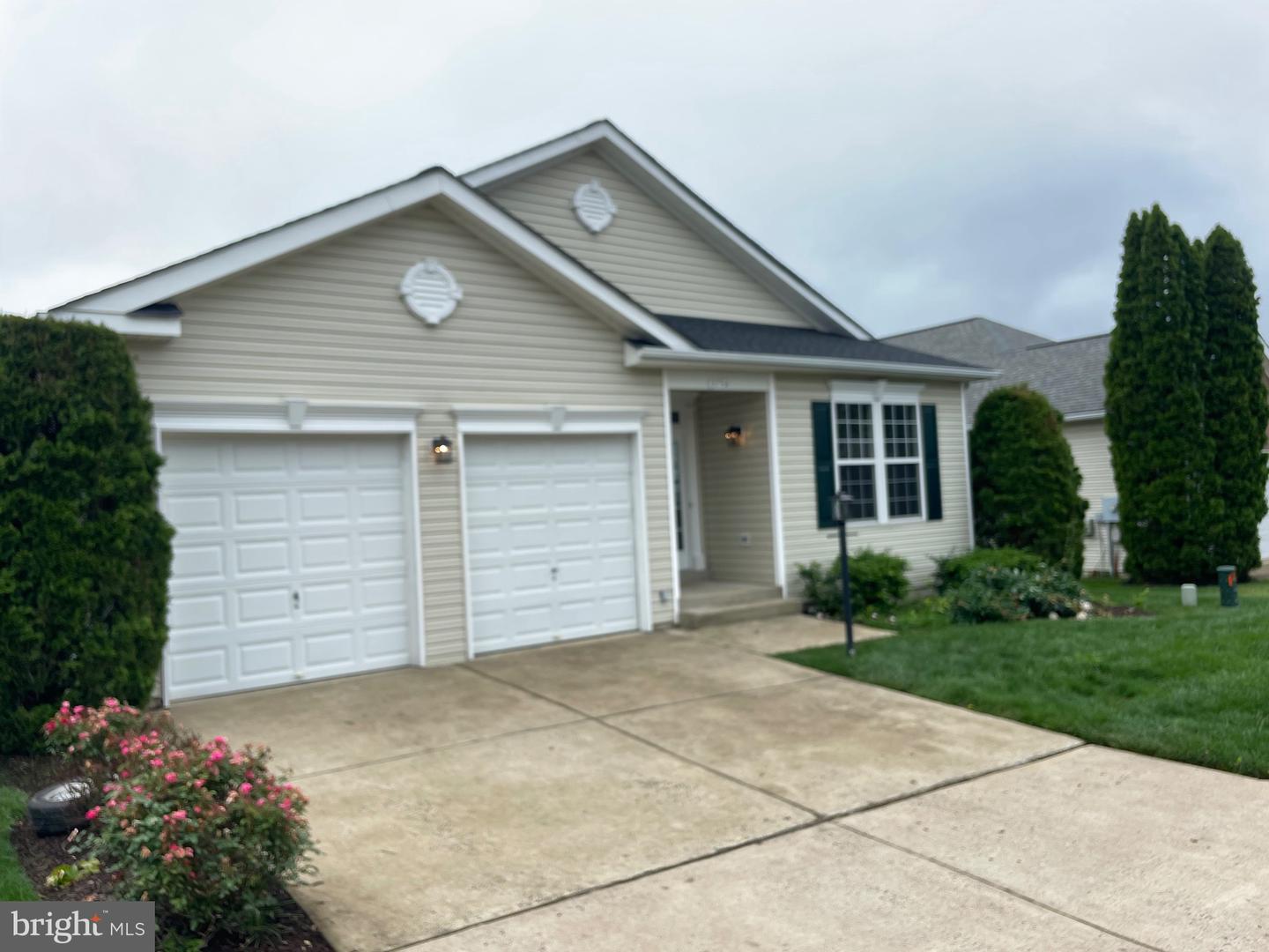 3754 CHINA GROVE MEWS, DUMFRIES, Virginia 22025, 3 Bedrooms Bedrooms, 12 Rooms Rooms,2 BathroomsBathrooms,Residential,For sale,3754 CHINA GROVE MEWS,VAPW2093776 MLS # VAPW2093776
