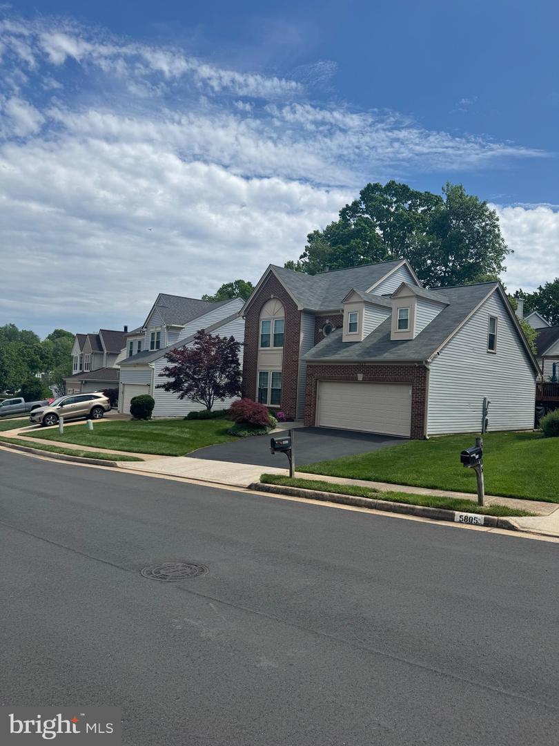 5803 DEER POND RD, CENTREVILLE, Virginia 20120, 4 Bedrooms Bedrooms, ,3 BathroomsBathrooms,Residential,For sale,5803 DEER POND RD,VAFX2238626 MLS # VAFX2238626