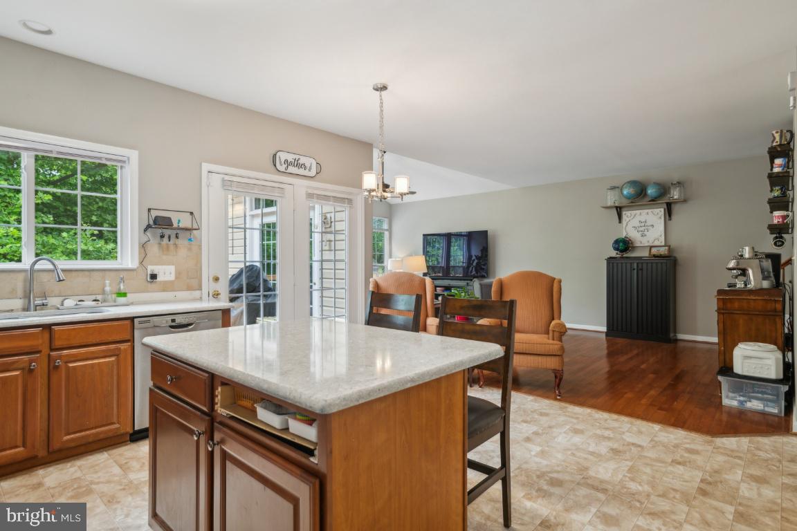 8645 ADRIENNE PL, MANASSAS, Virginia 20110, 4 Bedrooms Bedrooms, ,3 BathroomsBathrooms,Residential,For sale,8645 ADRIENNE PL,VAMN2008268 MLS # VAMN2008268