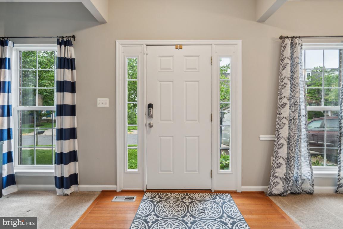 8645 ADRIENNE PL, MANASSAS, Virginia 20110, 4 Bedrooms Bedrooms, ,3 BathroomsBathrooms,Residential,For sale,8645 ADRIENNE PL,VAMN2008268 MLS # VAMN2008268