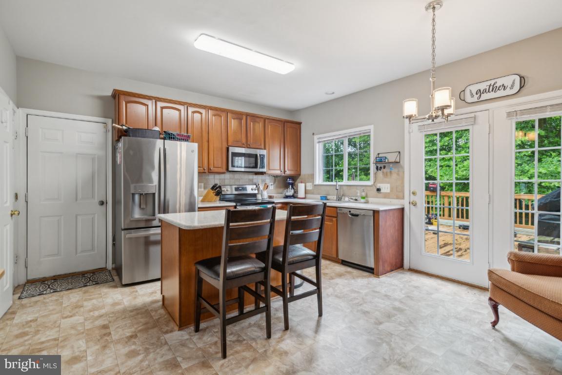 8645 ADRIENNE PL, MANASSAS, Virginia 20110, 4 Bedrooms Bedrooms, ,3 BathroomsBathrooms,Residential,For sale,8645 ADRIENNE PL,VAMN2008268 MLS # VAMN2008268