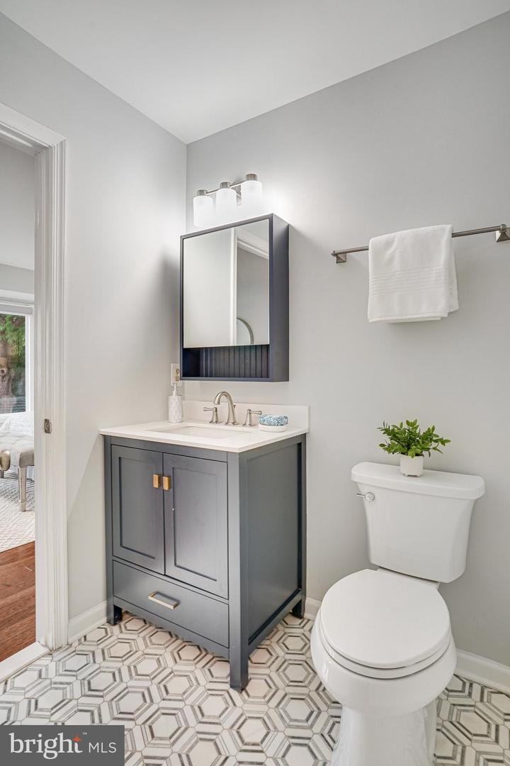 12149 SALEMTOWN DR, WOODBRIDGE, Virginia 22192, 3 Bedrooms Bedrooms, ,2 BathroomsBathrooms,Residential,For sale,12149 SALEMTOWN DR,VAPW2094332 MLS # VAPW2094332