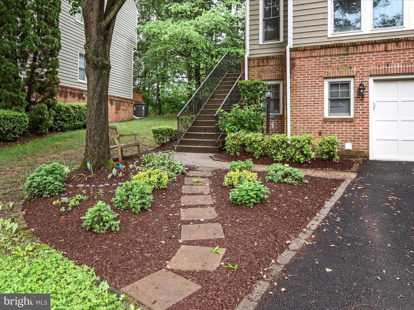 1236 WEATHERSTONE CT, RESTON, Virginia 20194, 3 Bedrooms Bedrooms, ,2 BathroomsBathrooms,Residential,For sale,1236 WEATHERSTONE CT,VAFX2239998 MLS # VAFX2239998