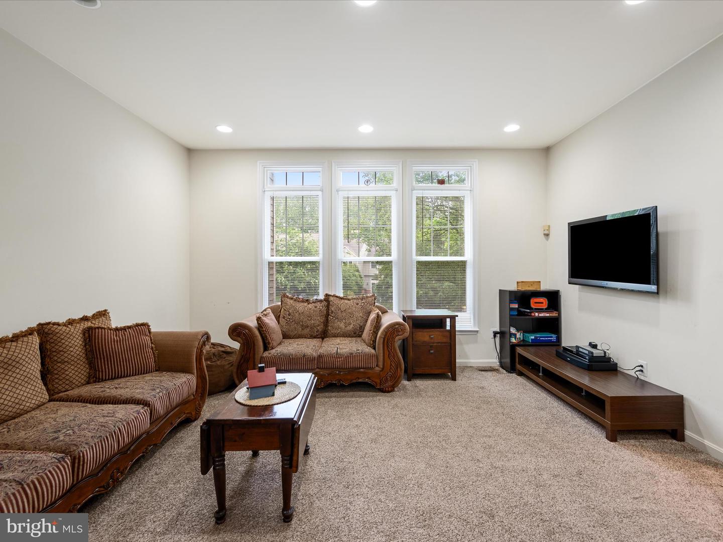 1236 WEATHERSTONE CT, RESTON, Virginia 20194, 3 Bedrooms Bedrooms, ,2 BathroomsBathrooms,Residential,For sale,1236 WEATHERSTONE CT,VAFX2239998 MLS # VAFX2239998